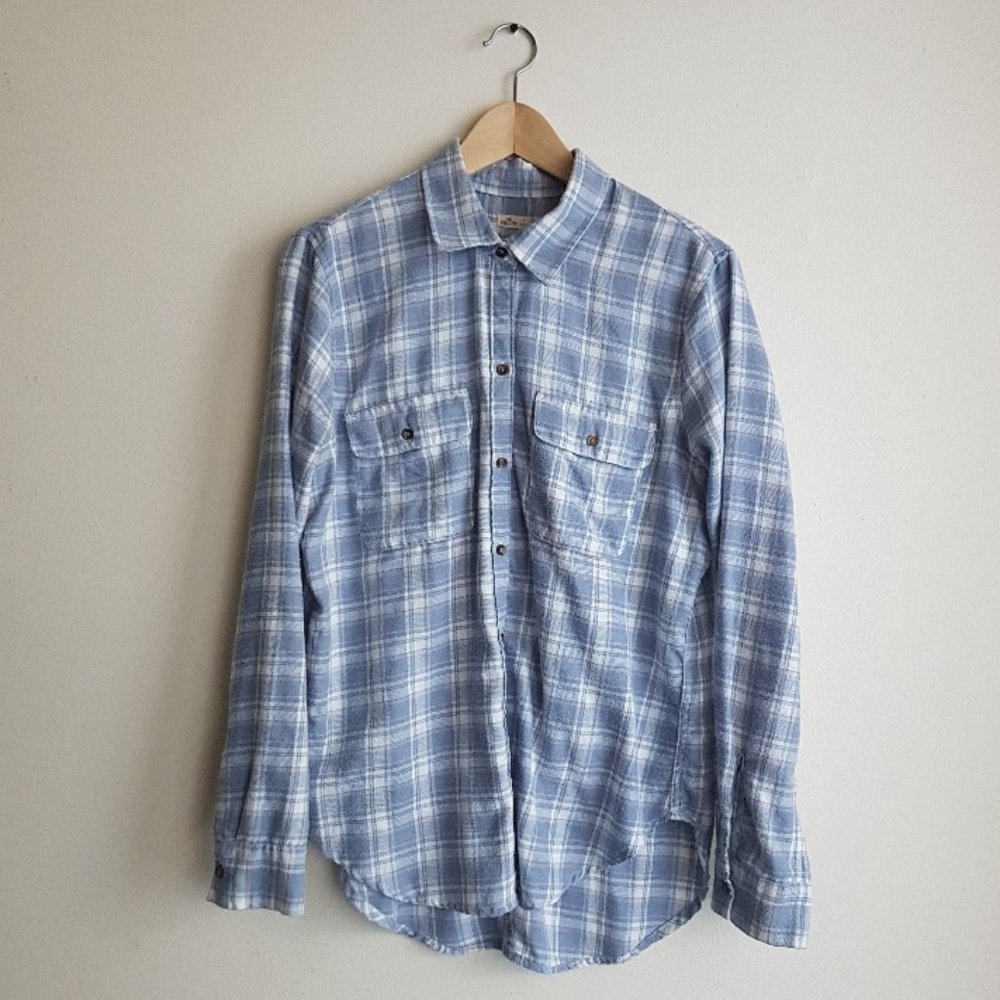 Women's Hollister Light Flannel Boyfriend Shirt